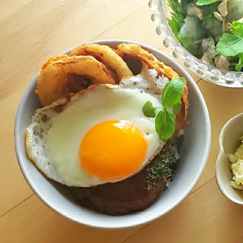 煮込みチーズハンバーグのロコモコ丼|mi_neneco♪さん