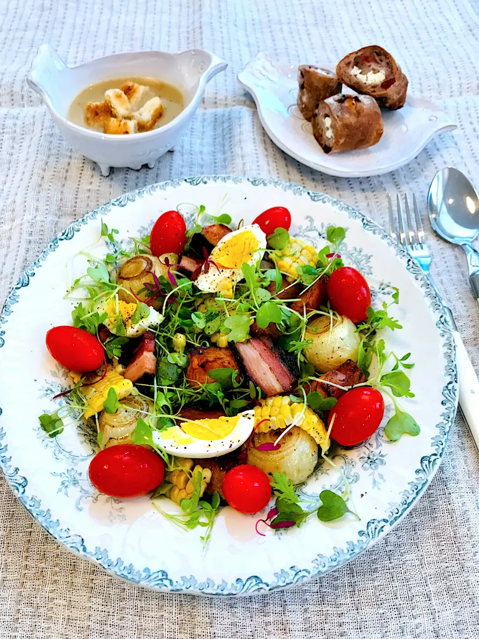 サラダ🥗ランチ🍴|ブルースプーンさん