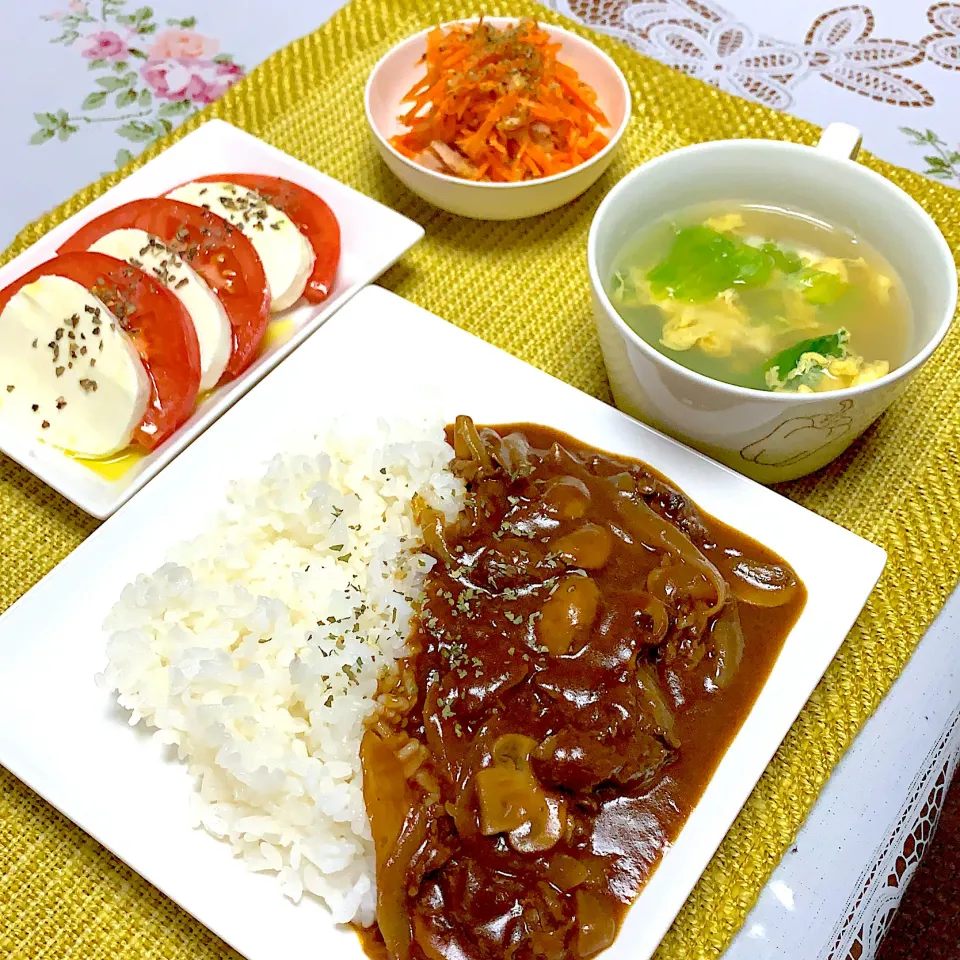 ハヤシライスで晩ご飯|杏さん