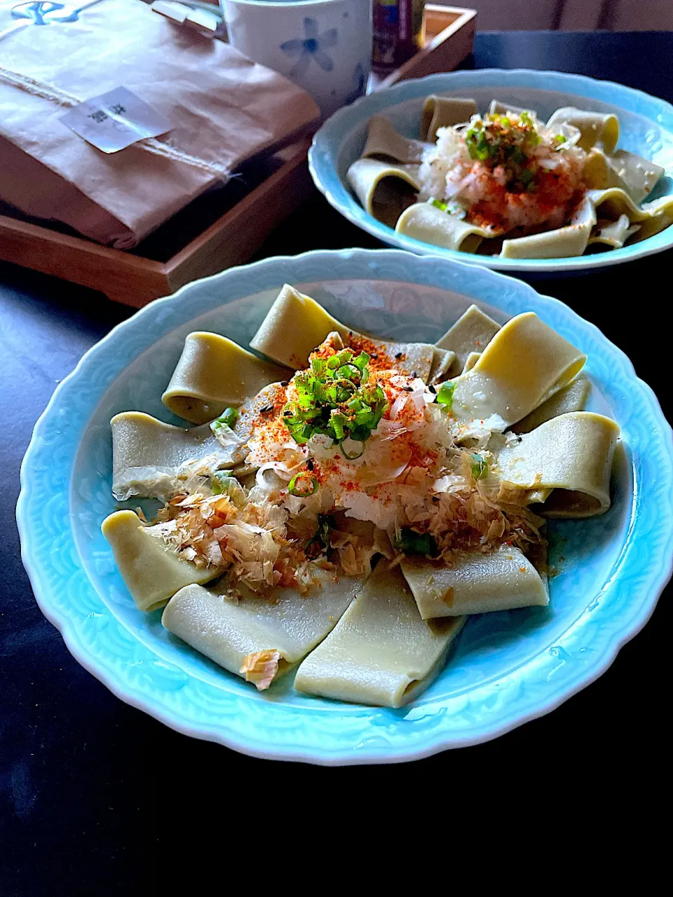 つまみにもなる｢ひもかわそば」〜蕎麦ワールド続編|とんちんさん