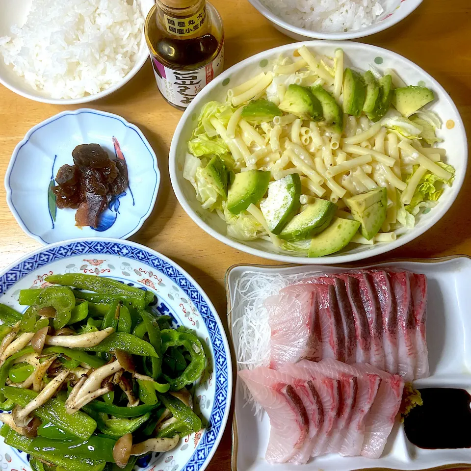 愛媛産カンパチ刺身🐟|Makokoさん