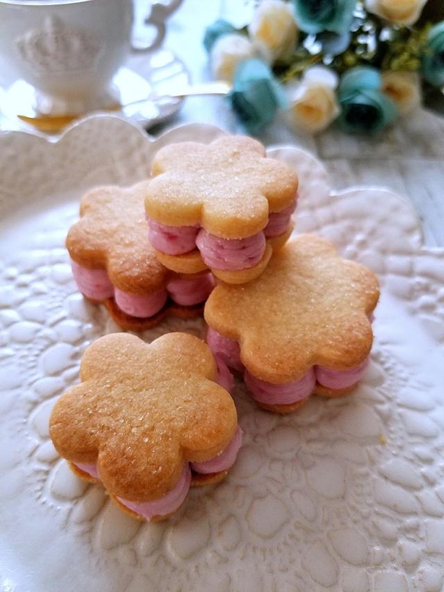 分厚い贅沢 バタークッキーサンドの魅力 Snapdish スナップディッシュ