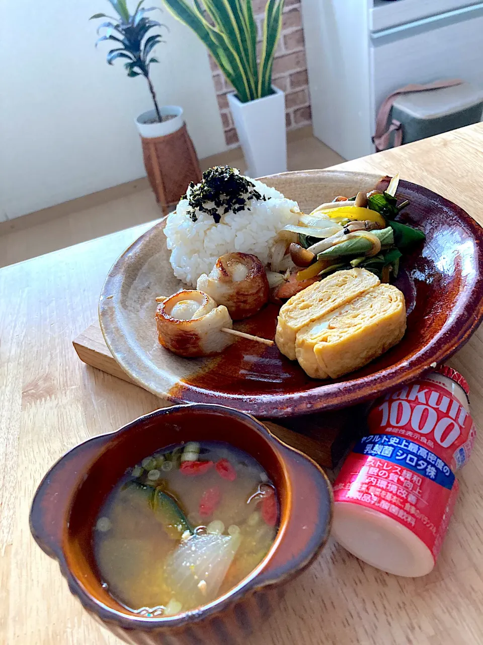 Snapdishの料理写真:今日の旦那さんお弁当おかずでmyランチプレート😶❣️|さくたえさん