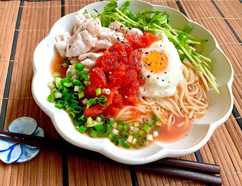 冷やしトマト豚しゃぶ麺🍅🍜|ひろりんさん