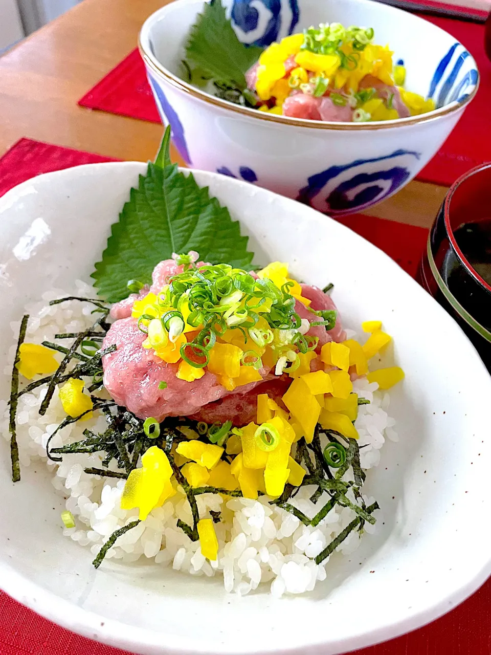 とろたく丼🍀|おかちさん