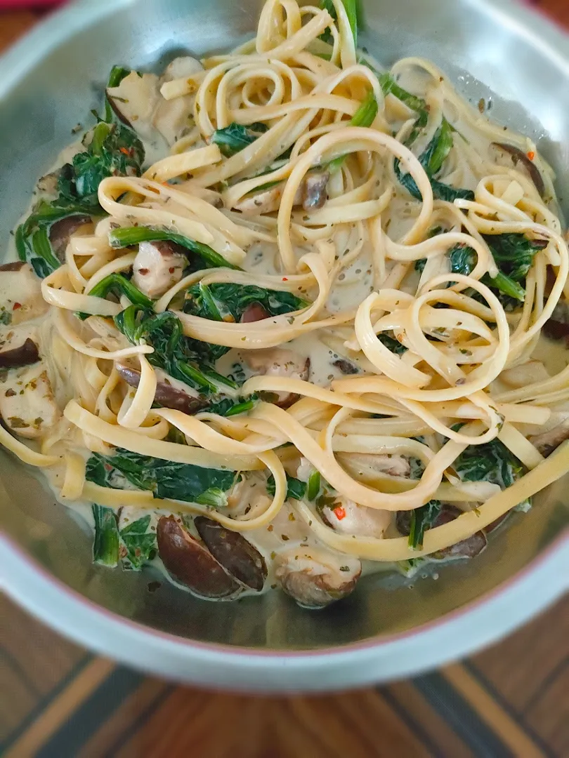 vegetarian spaghetti carbonara|Crystall Leongさん