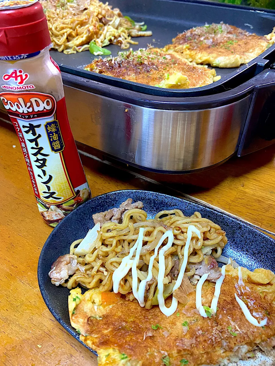 Snapdishの料理写真:焼きそば　ねぎ焼き|まゆさんさん