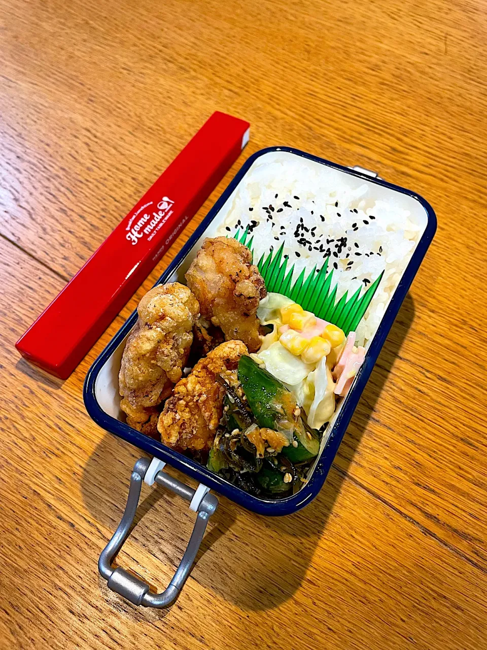 娘ちゃん弁当　カリカリ唐揚げ|まつださんさん