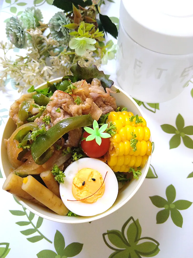 おかちさんの料理 牛肉とピーマンのうまかばい炒め赤ワイン仕立て🍀|fumi ◡̈⋆さん