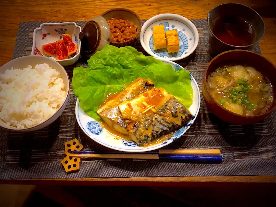 鯖の味噌煮ごはん|ヒヨリ飯さん