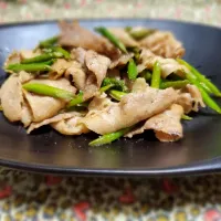 こくうまで御飯がすすむ！アスパラと豚肉のマヨ炒め