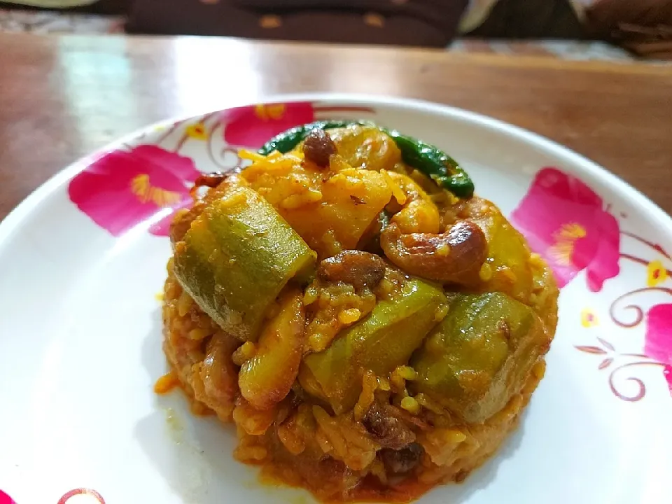 Pointed Gourd cooker with Basmati Rice|Udnr Learningさん