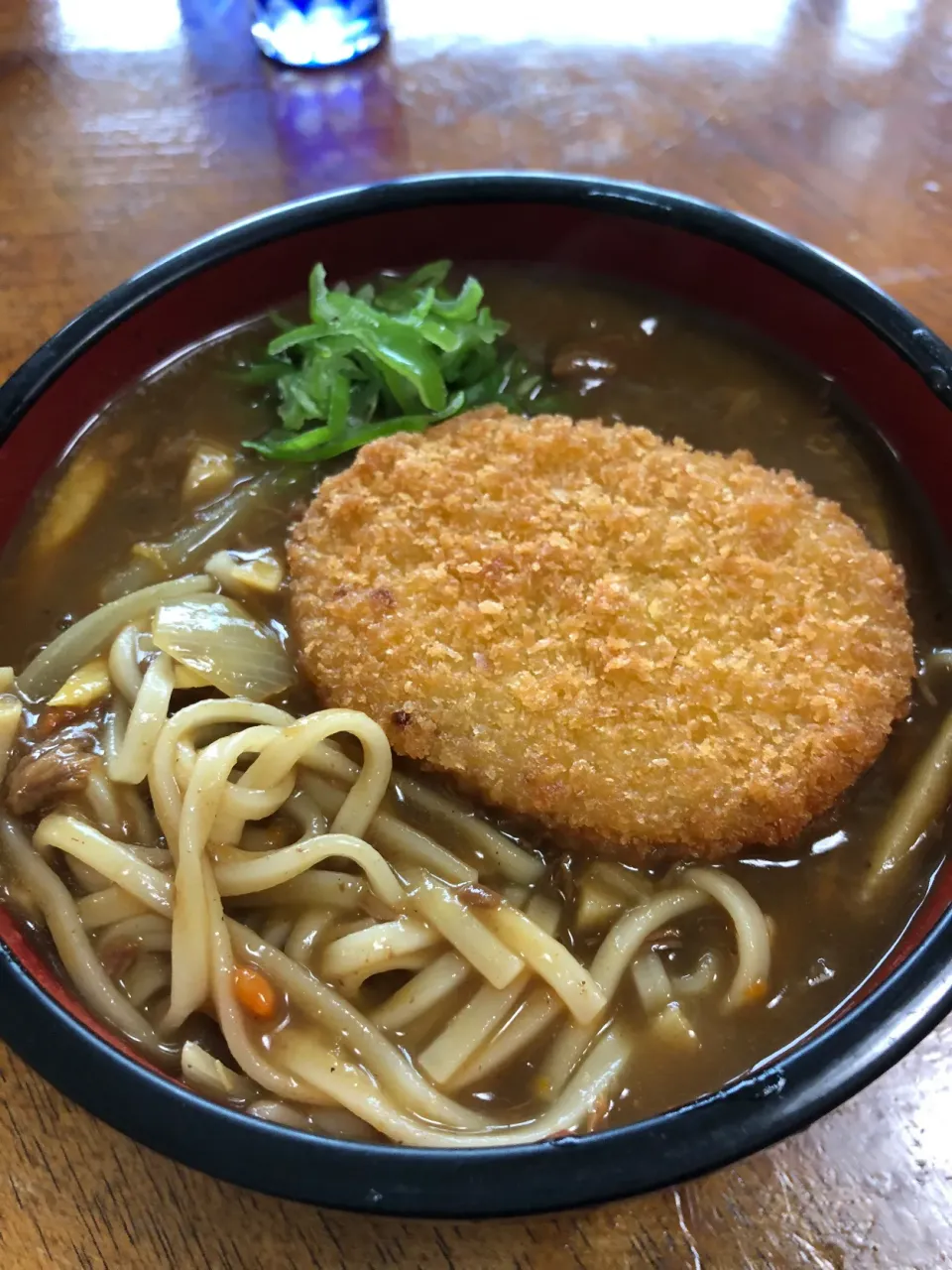 Snapdishの料理写真:コロッケカレーうどん|さんだーさん