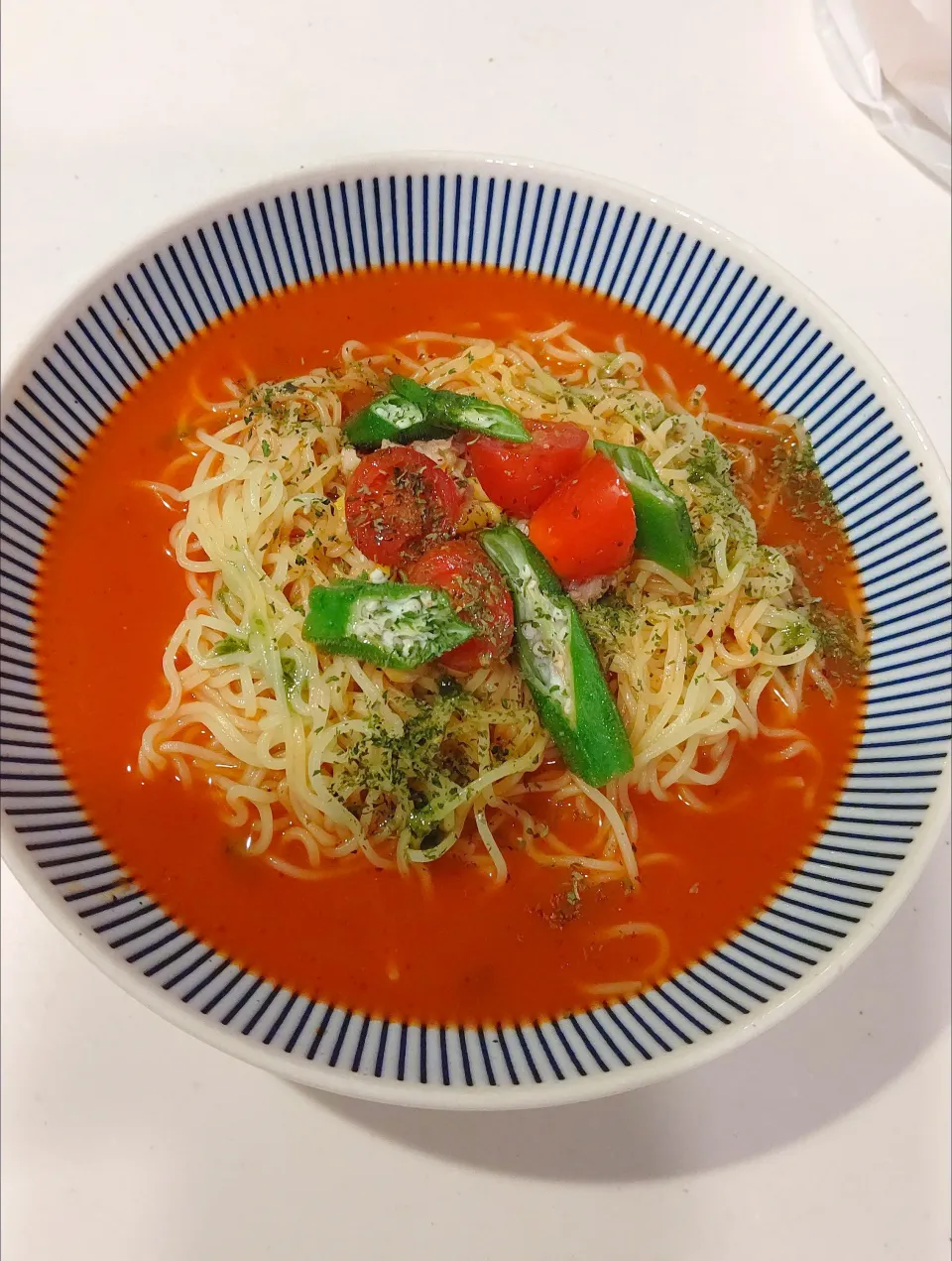 冷たいトマトラーメン🍅|ゆかさん