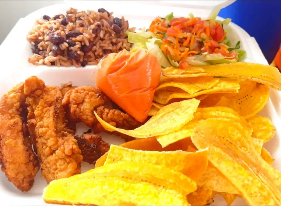 Deliciosos Desayunos al estilo Nica solo en #Kioskodelaabuela|Marveth Jarquinさん