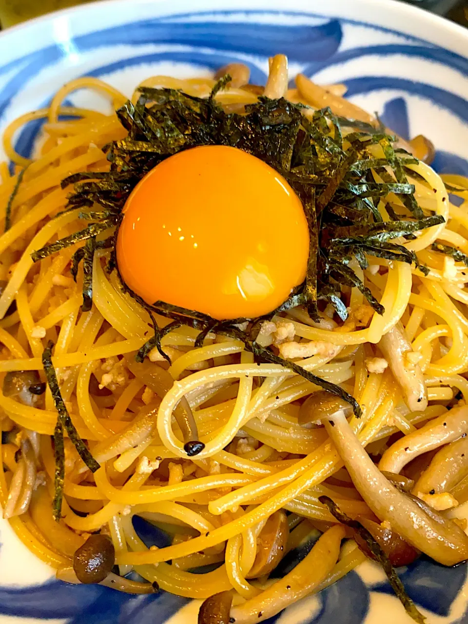 鶏ミンチとしめじの和風スパゲティ🍝|かっぴーさん