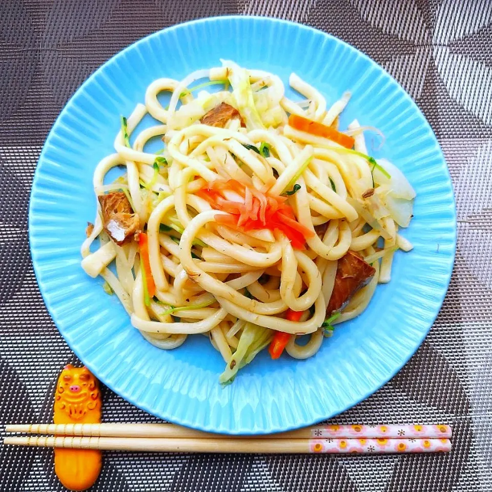 鯖缶で焼きうどん|チャッティーさん