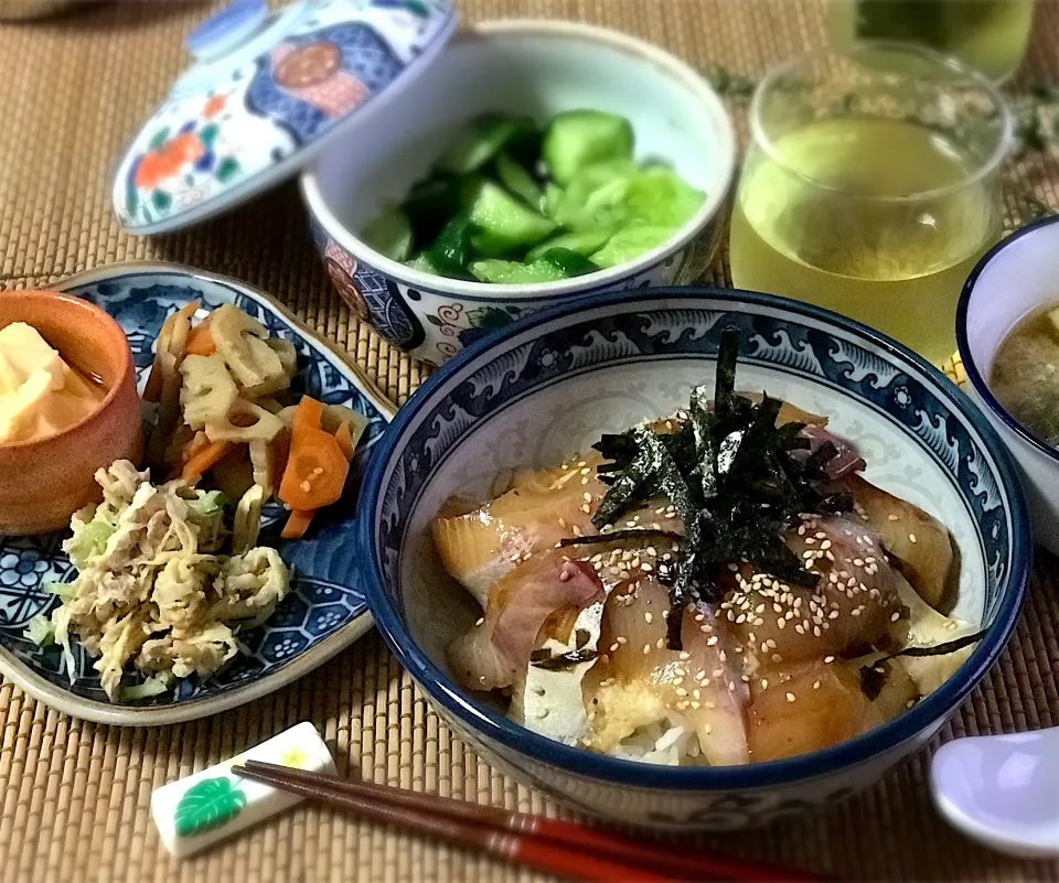 ヒラマサの漬け丼定食😋😋😋|noeさん