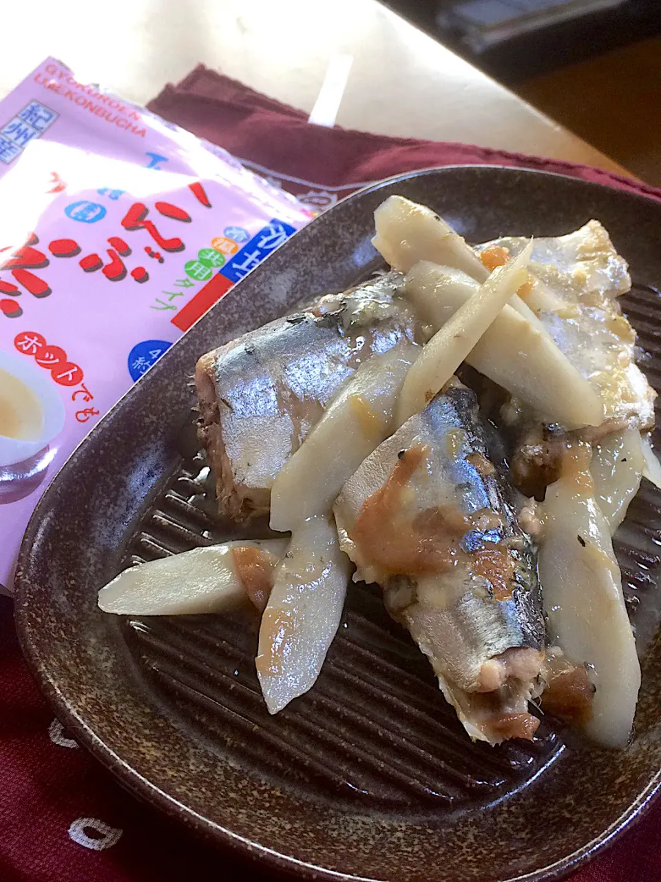 秋刀魚とごぼうの梅こんぶ茶煮🐟|ringonamaさん