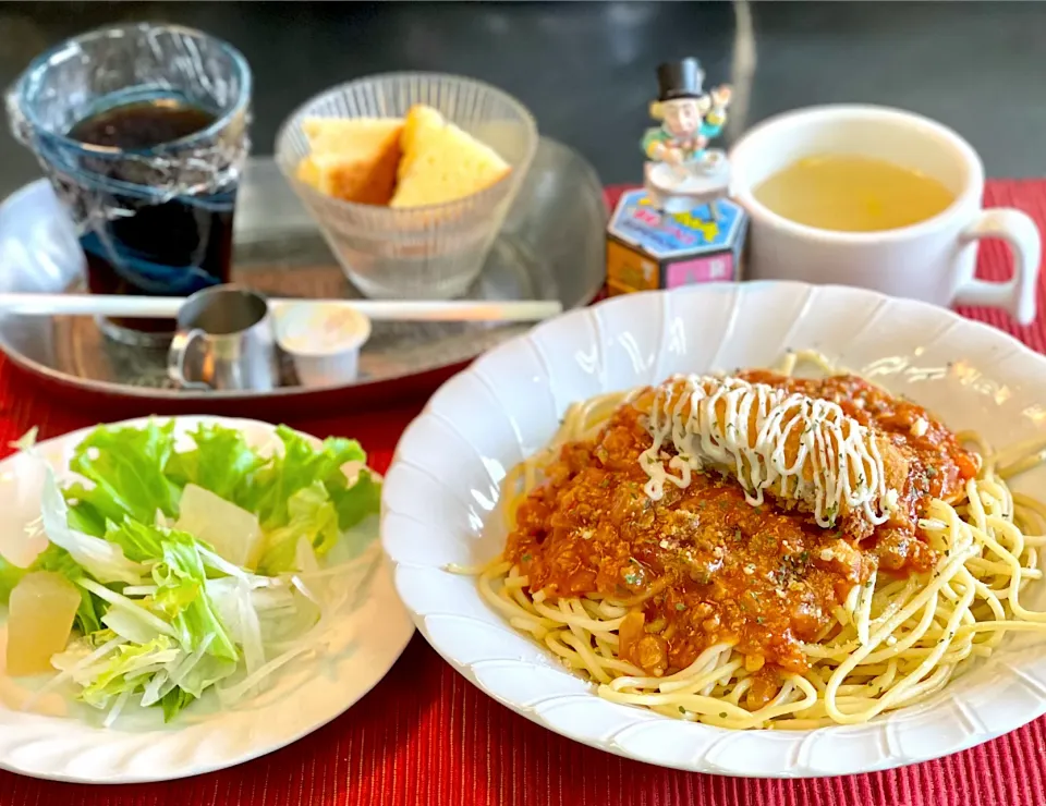 Snapdishの料理写真:スパゲティボロネーゼ　Cook House Tsubaki|Toshimasa Chibaさん