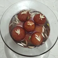 Snapdishの料理写真:Gulab jamun recipe yasmeen style 🧑‍🍳 💯👌|Yasmeenさん