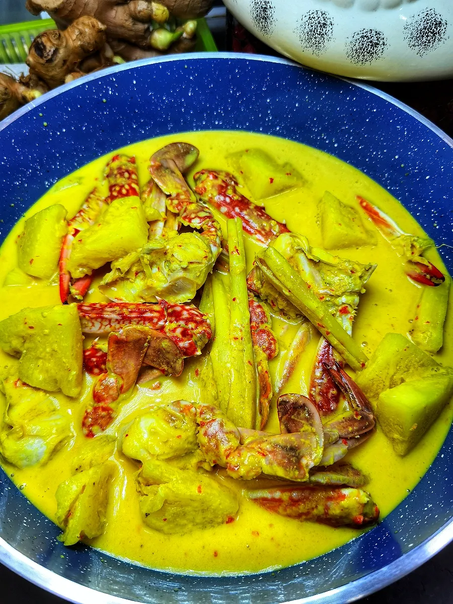 Crab Gulai with Pineapple|azirasamsuddin771008055774さん