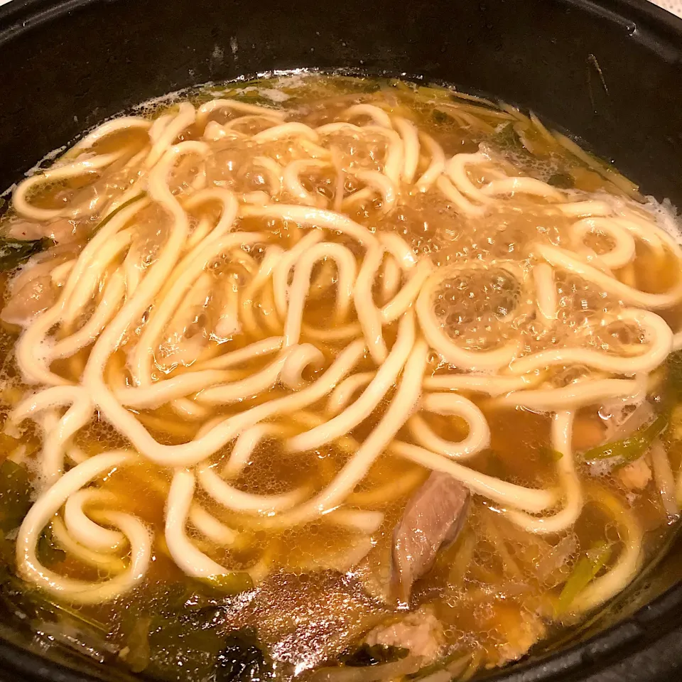 今朝は昨日のきりたんぽ鍋にうどん投入😋|すかラインさん