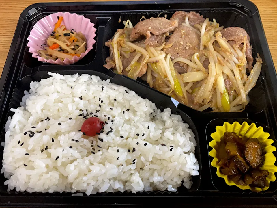 牛カルビ弁当|服部 健二さん