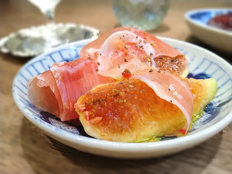 無花果と生ハム|古尾谷りかこさん