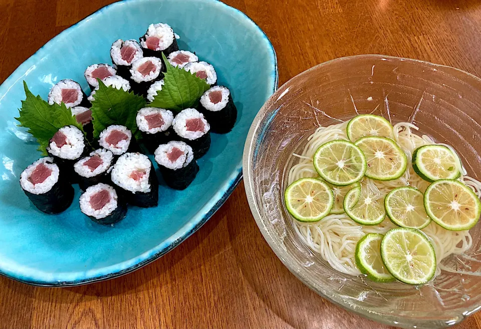 Snapdishの料理写真:休日Lunchは　スダチそうめん|sakuramochiさん