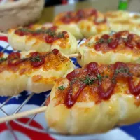 カレーが香るウインナーロール