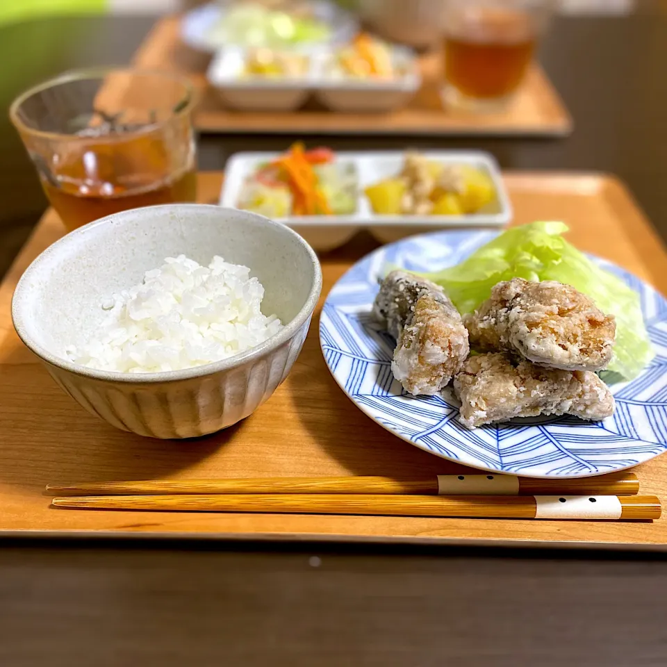 Snapdishの料理写真:鯖の竜田揚げ　じゃがいもそぼろ煮　白菜の胡麻サラダ|ちぐあささん