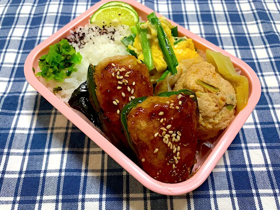 Snapdishの料理写真:ピーマン肉詰め弁当🫑|kiusoudaiさん