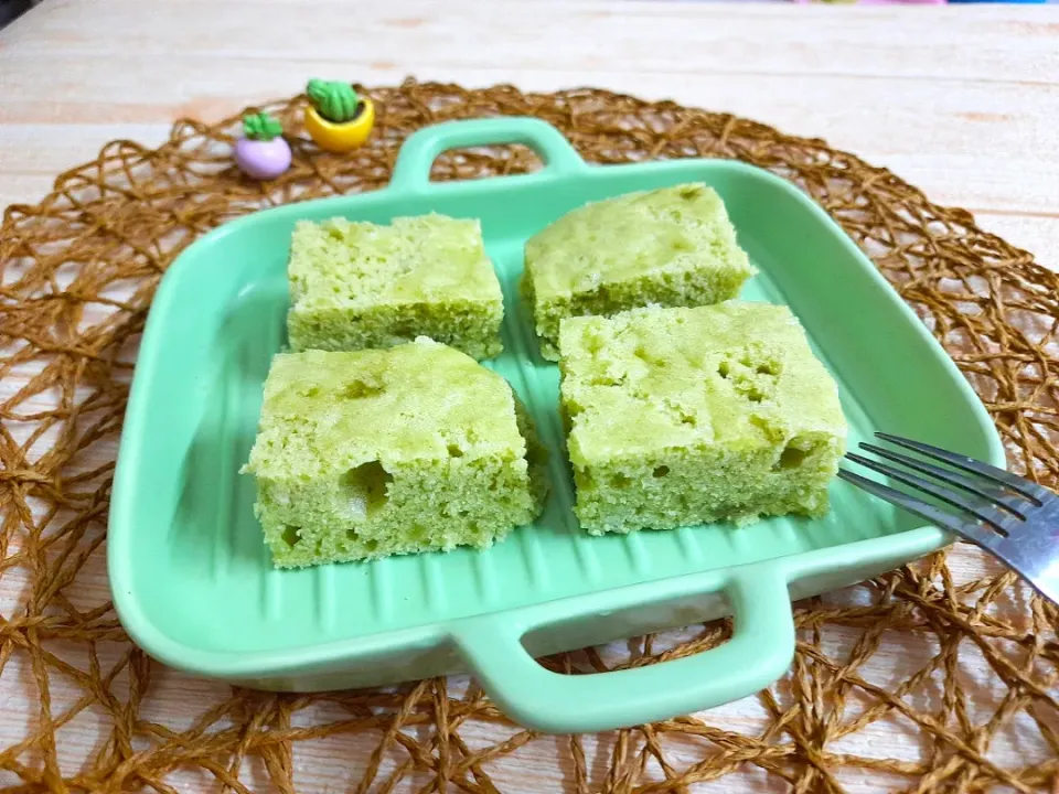 Pandan lotus paste cake|vivena🌱さん