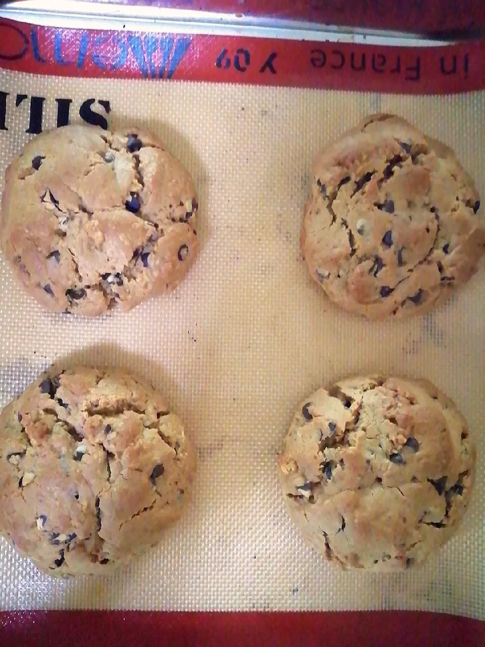 New York Chocolate chip cookies
Fb Bake.fresh.oven
IG​ Bakefreshoven​|BakeFreshOvenさん