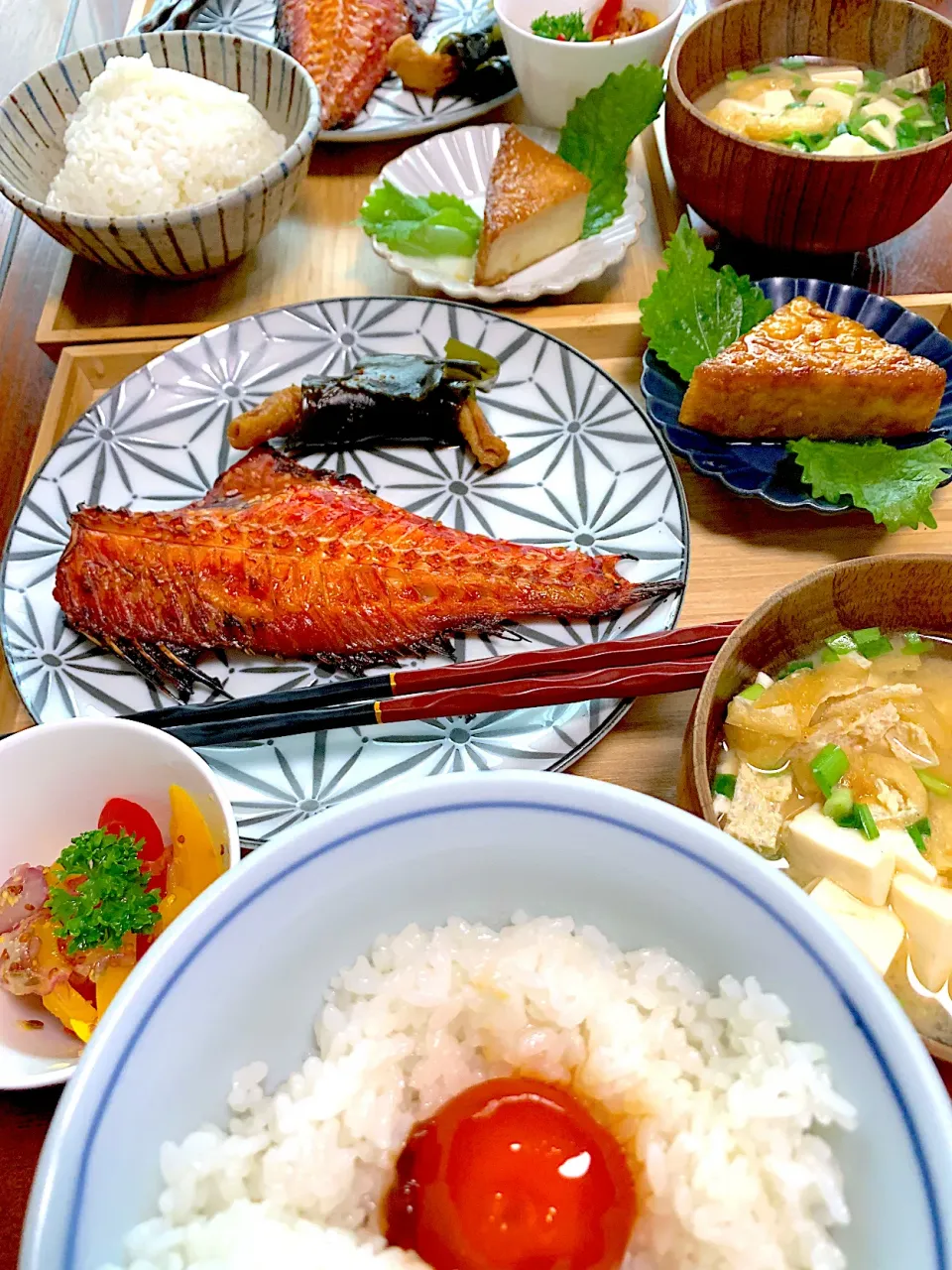 Snapdishの料理写真:赤魚定食朝ごはんに黄身醤油漬け付き。|シュトママさん