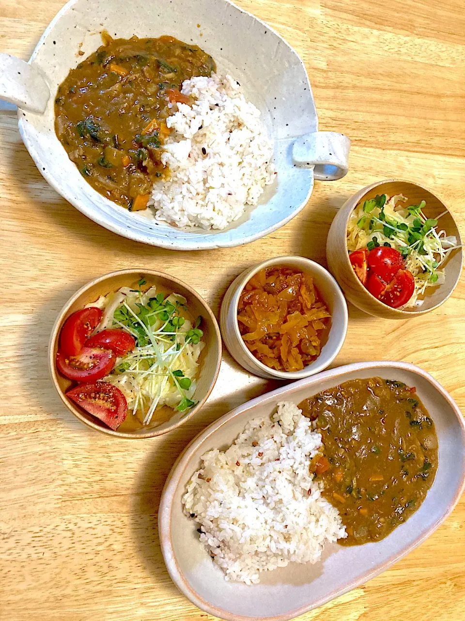 大豆ミンチとトマトとほうれん草のカレー🧡|さくたえさん