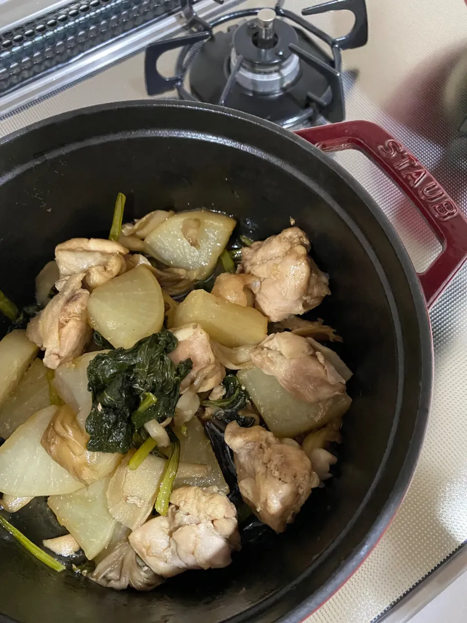 staubで鶏と野菜のほっこり煮|kimi_mikiさん