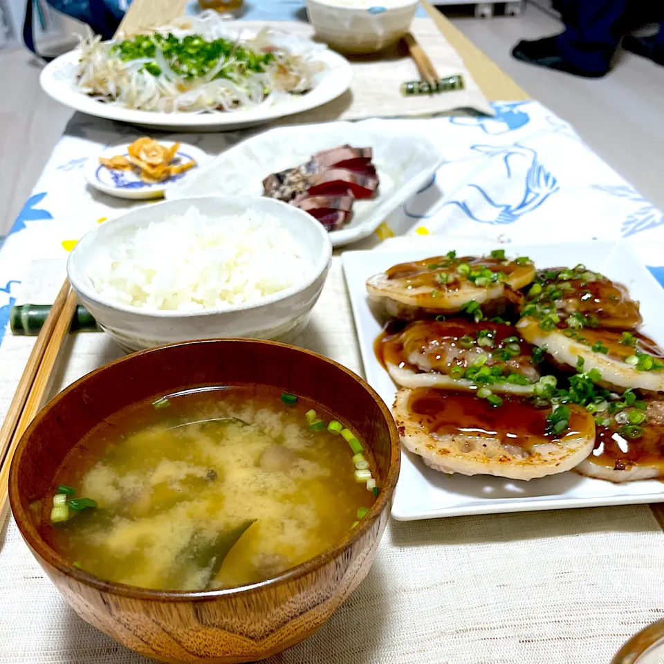 晩ご飯（9/8）
✳︎ごはん
✳︎鰹のたたき
✳︎蓮根とひき肉のあんかけ
✳︎味噌汁|さっちんさん