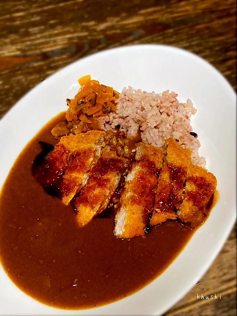 カレー🍛三者三様〜その②カツカレー〜|KOZUEさん