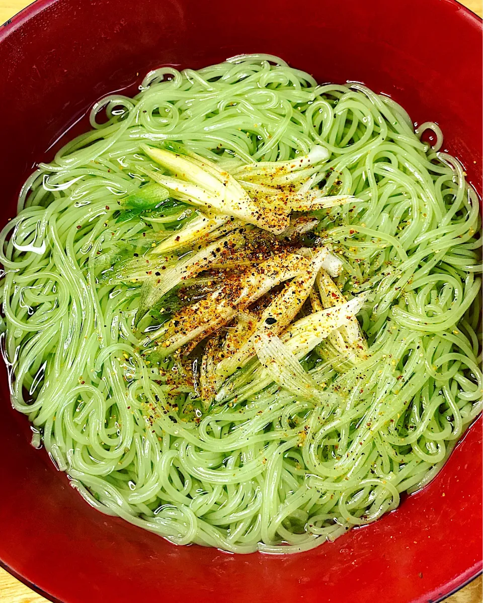 茗荷のせオリーブ素麺🫒💚|Makokoさん