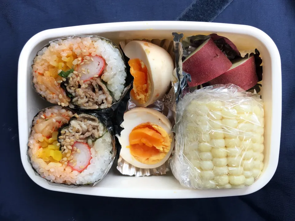 Snapdishの料理写真:キンパ弁当【昼めし】|超絶トルーマン石6さん