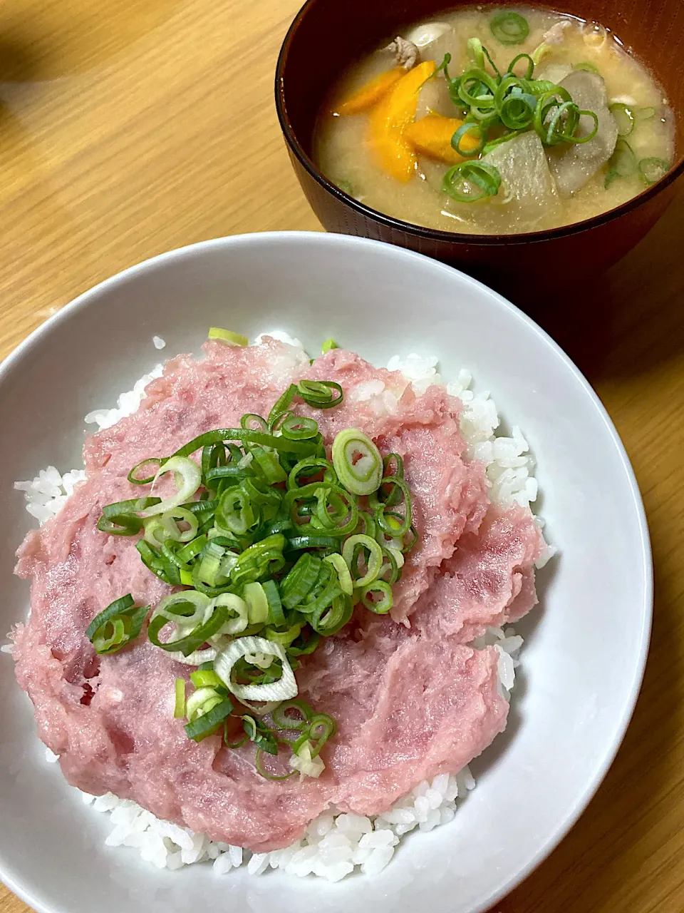 ネギマグロ丼&豚汁|sinさん