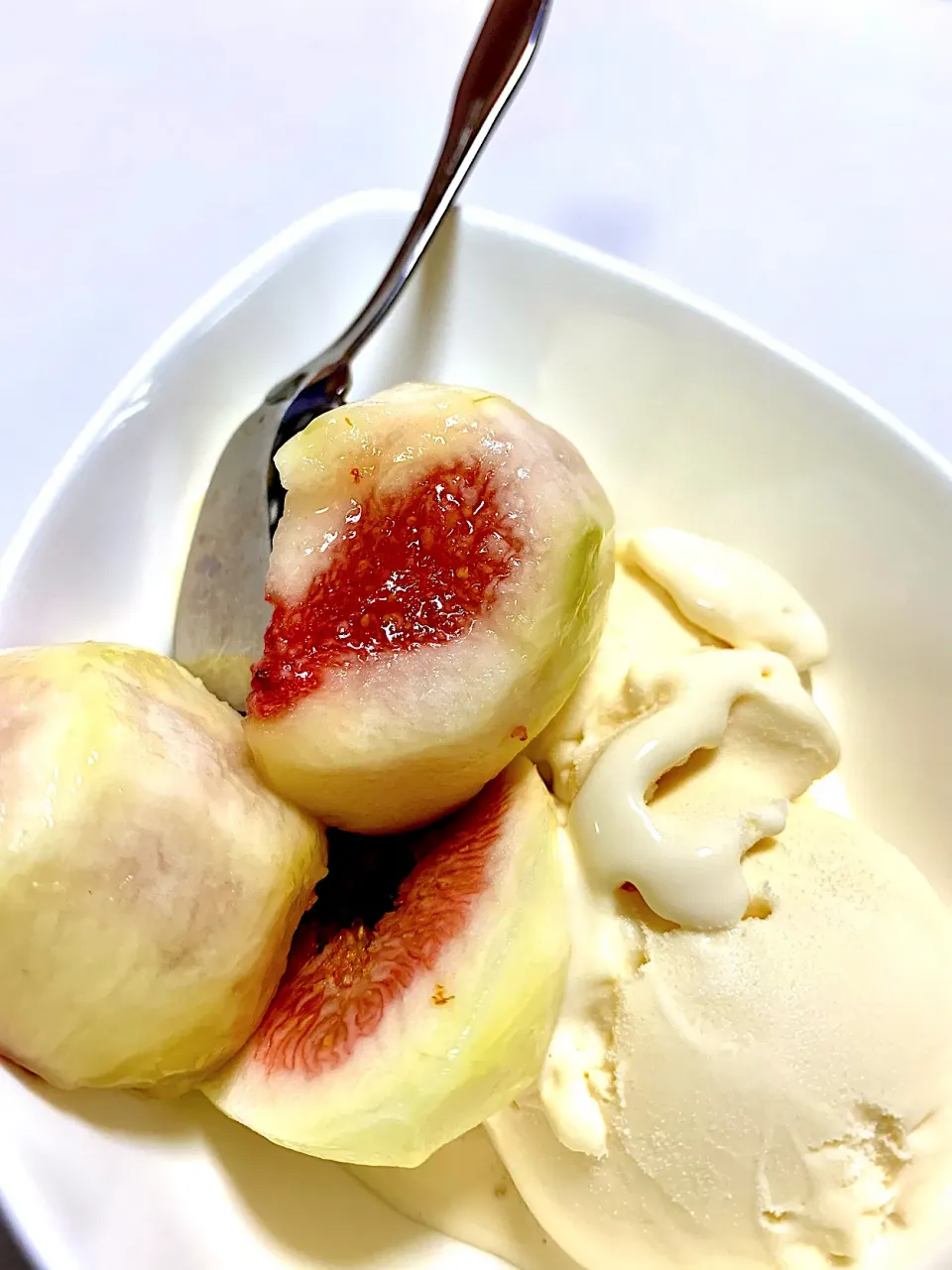 Fig and Ricotta Ice Cream|gonbenさん