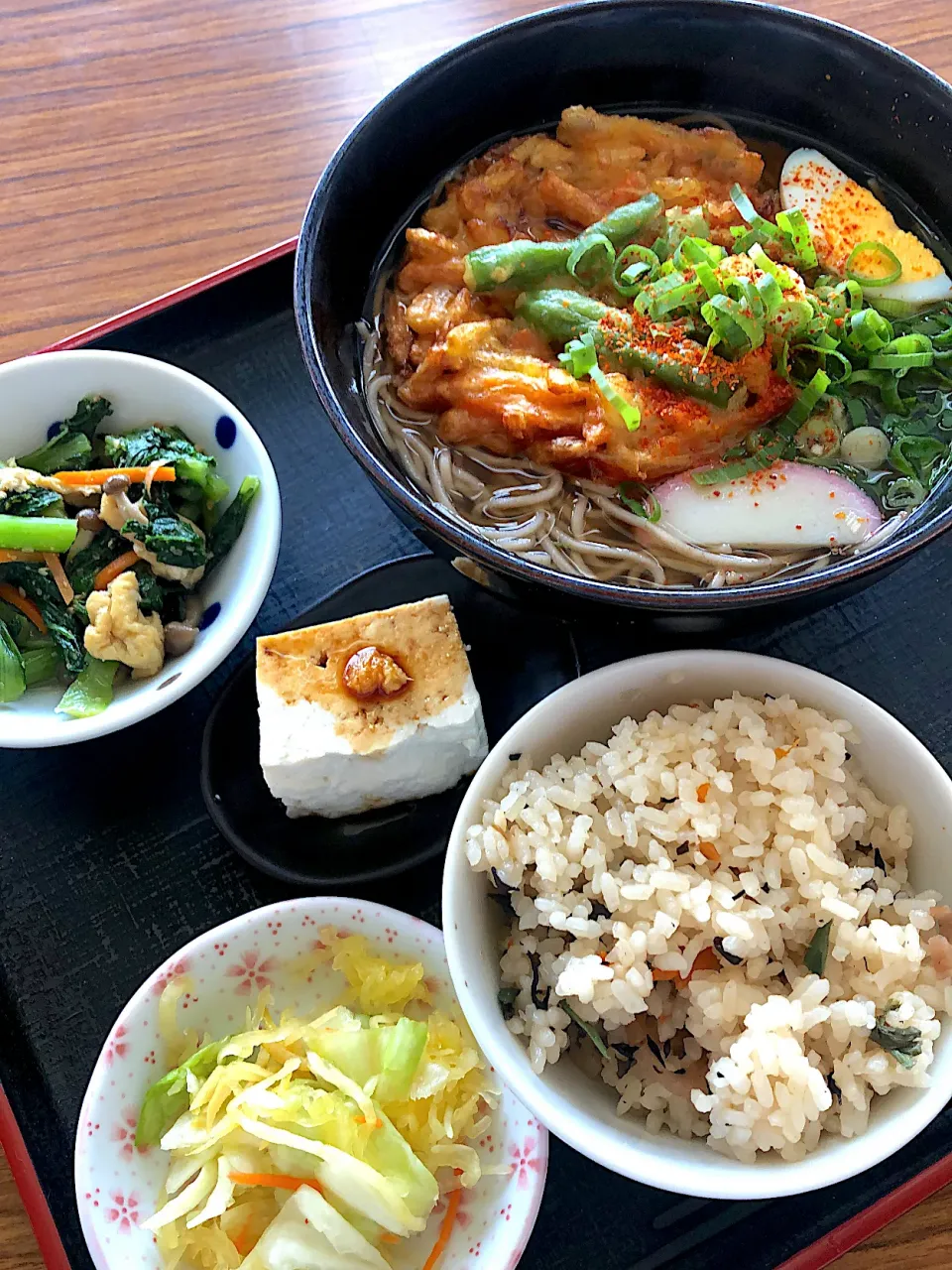 Snapdishの料理写真:かき揚げ蕎麦定食|藤本 ひろきさん