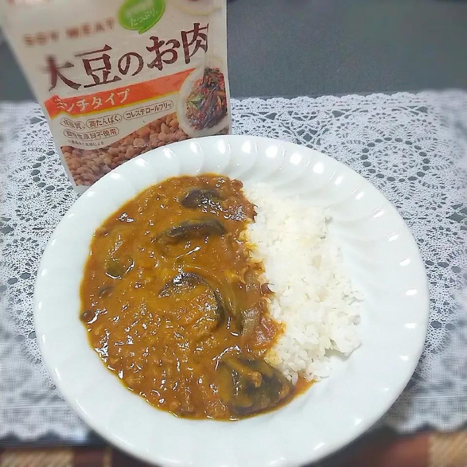 大豆のお肉で夏野菜カレー🍛|guppyさん