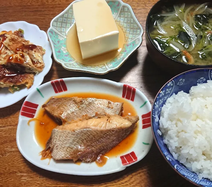 鯛の煮付け
味噌汁
冷奴|たつかばさん