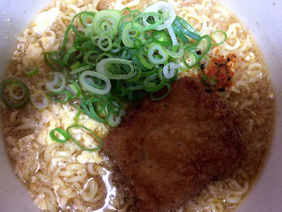 自家製 味噌ラーメン(玉子•チキン入)|ばーさんさん