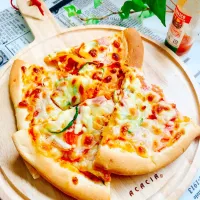 Snapdishの料理写真:おうちピザ🍕|mari ぱんさん