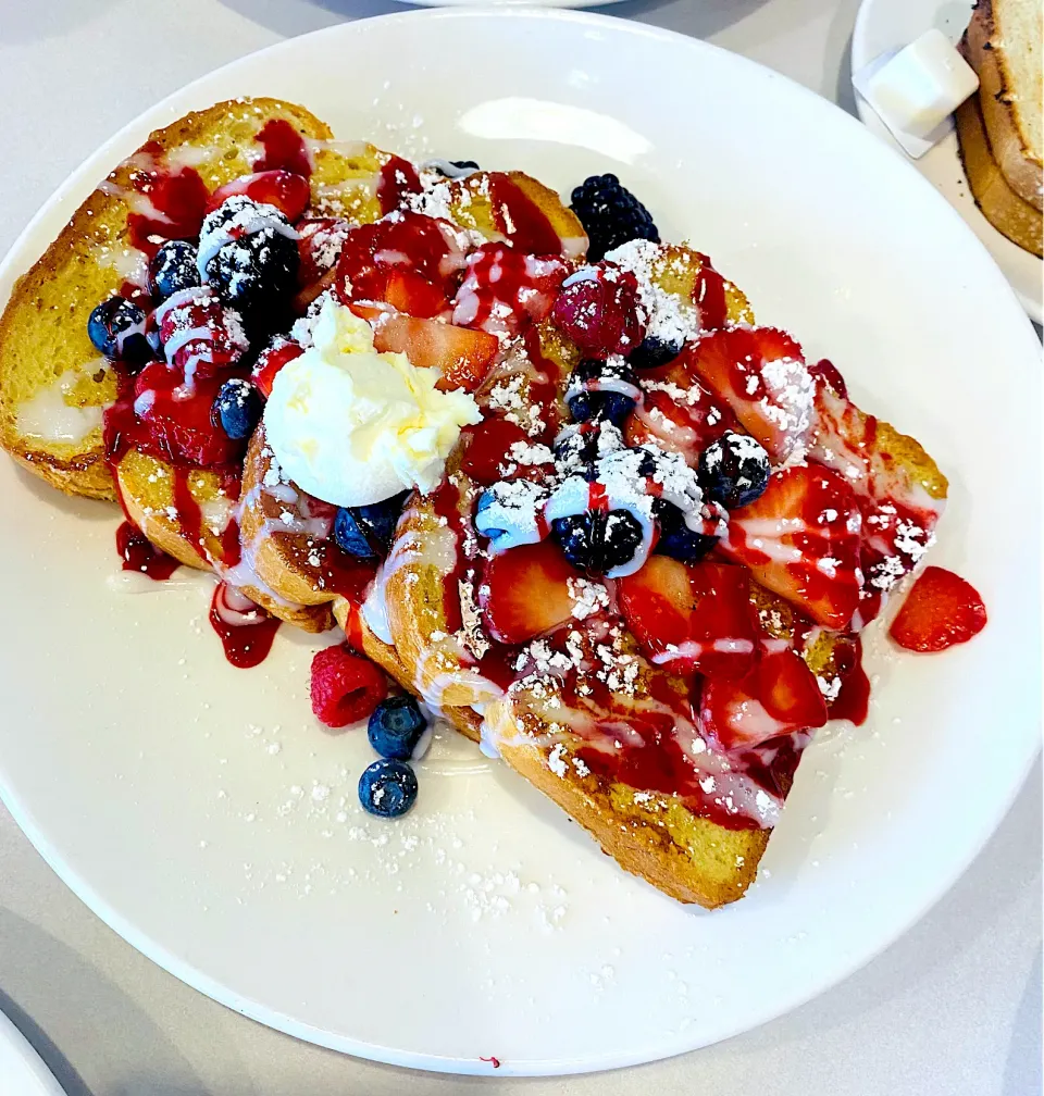 🧇🍞Very Berry French Toast🍓🫐|KyaNNさん